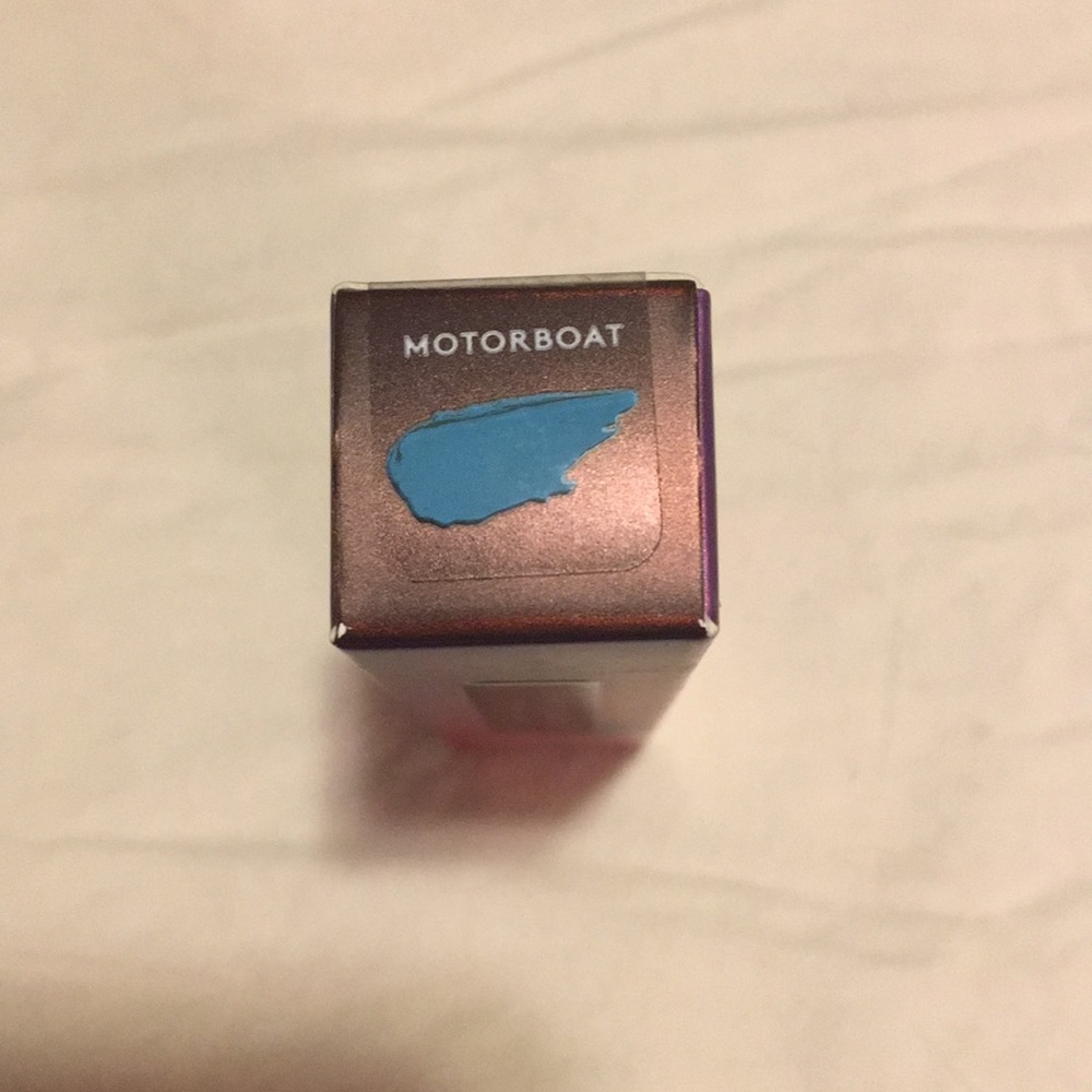 Fenty Beauty lipstick